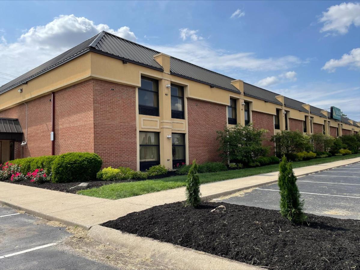 Quality Inn & Suites Greenfield I-70 Exterior foto